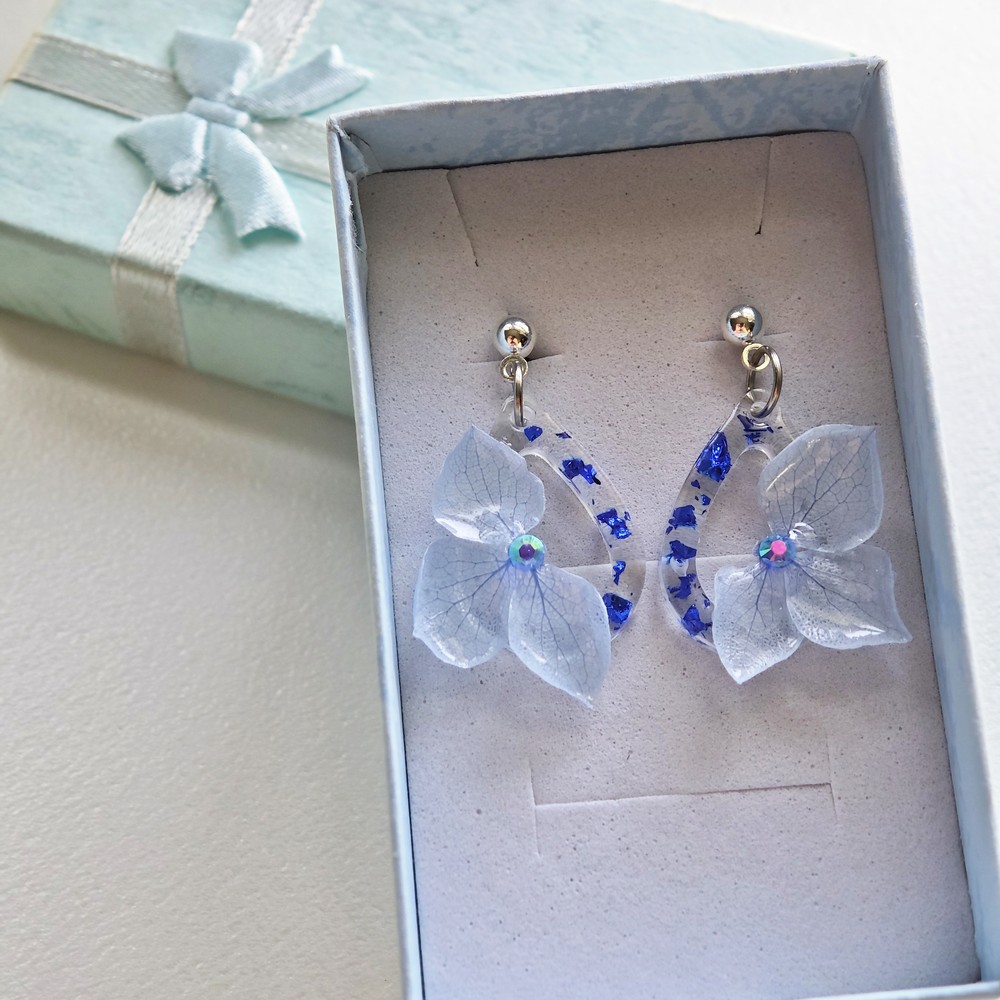 Real Blue Hydrangea Teardrop Earrings, Pressed Flower Resin Drops, Botanical Gift for Her