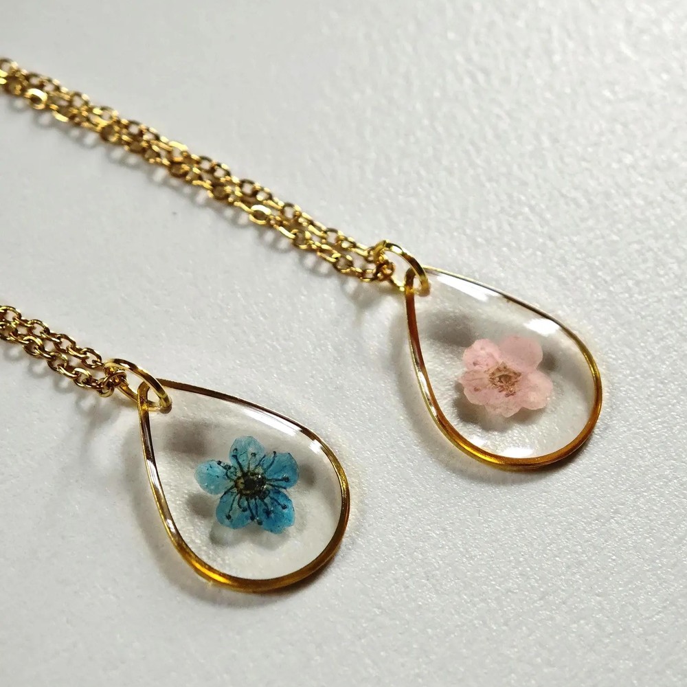 Teardrop Glass Necklace with Pink Blue Flowers, Personalized Mom Jewelry, Baby Shower Gift