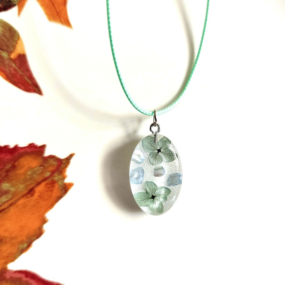 Real Flower Resin Pendant Necklace, Oval Botanical Jewelry, Green Hydrangea